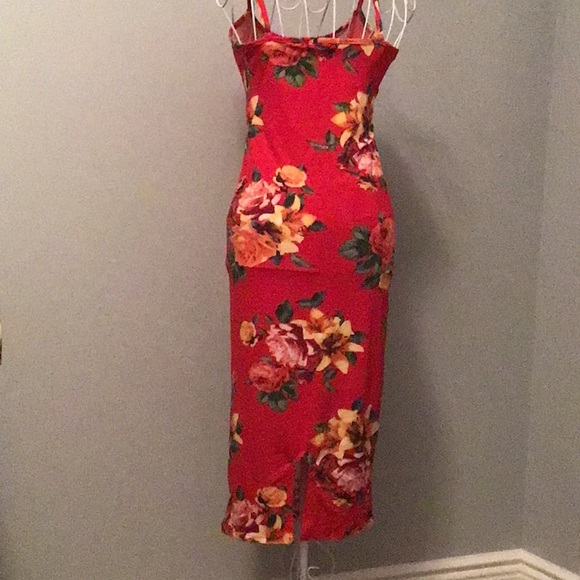 Dress - Picture 4 of 4